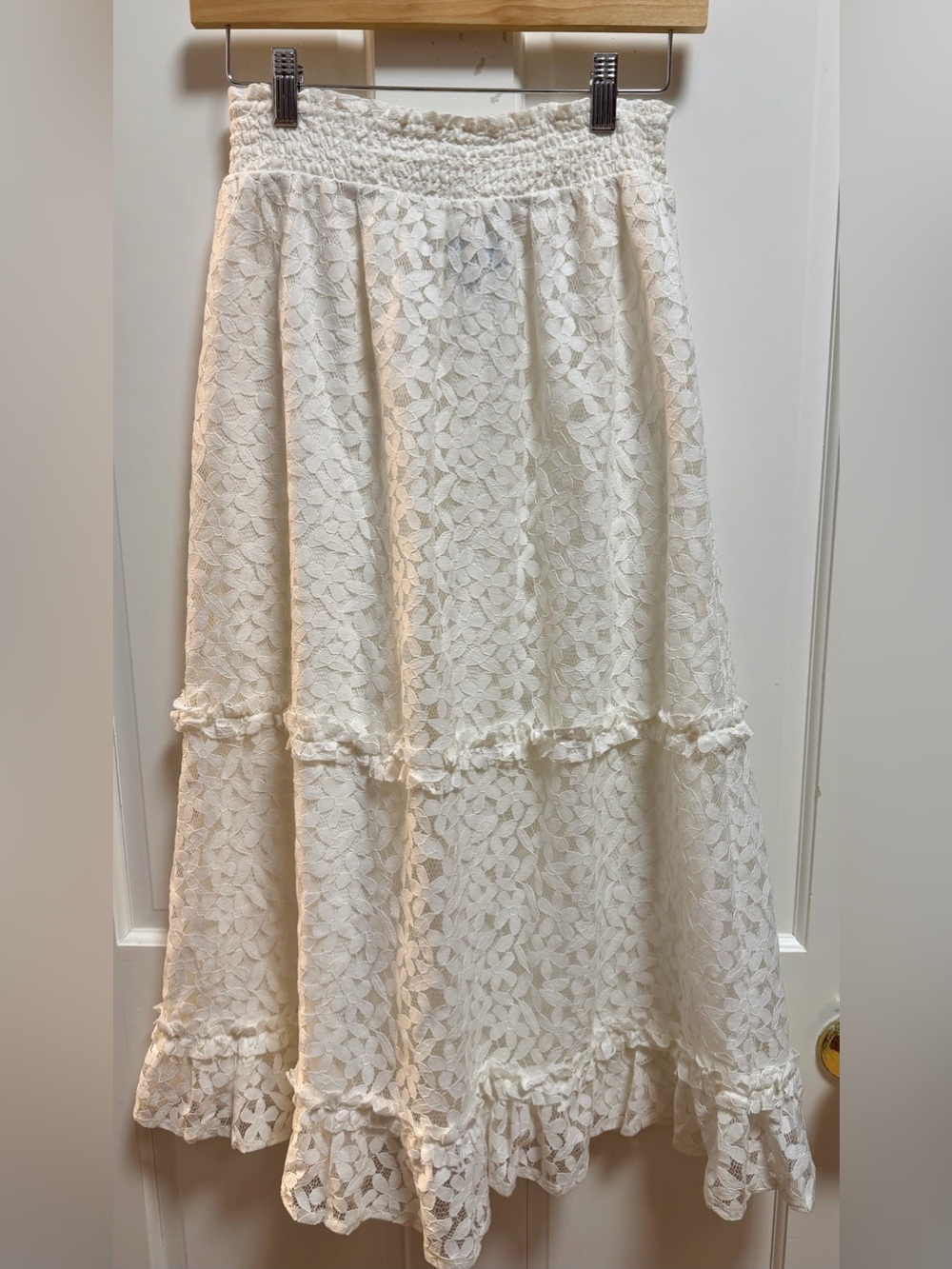 CeCe White Lace Smocked-Waist Midi Skirt Women’s Size Small